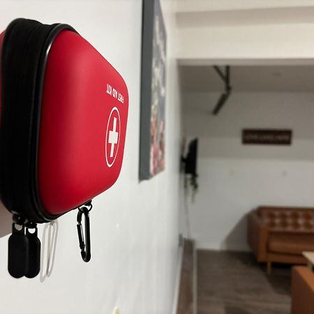 Capsule Hostel ニューアーク エクステリア 写真